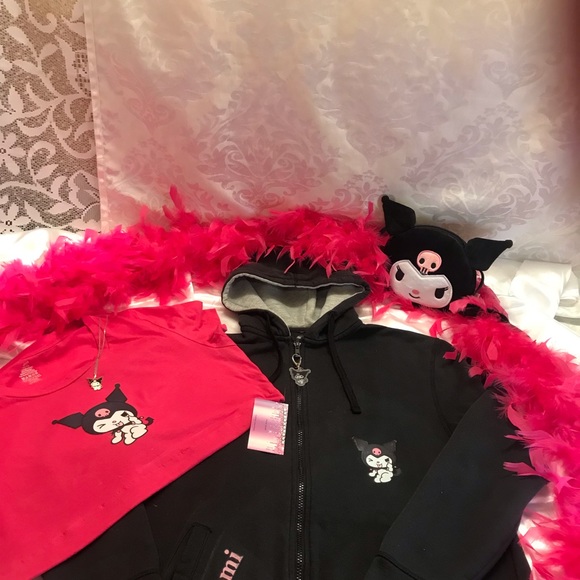 Adorable y2k hoodie crop top and necklace set🤩❤️ - Picture 16 of 17